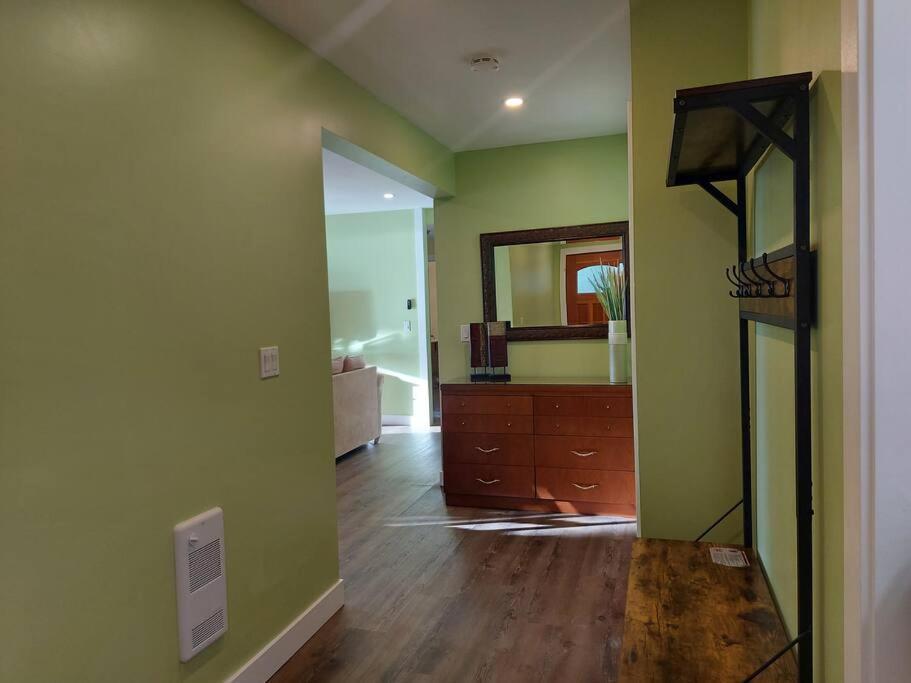 Relaxing 3Bdr 2Bth Home With Gorgeous View Sechelt Exterior photo